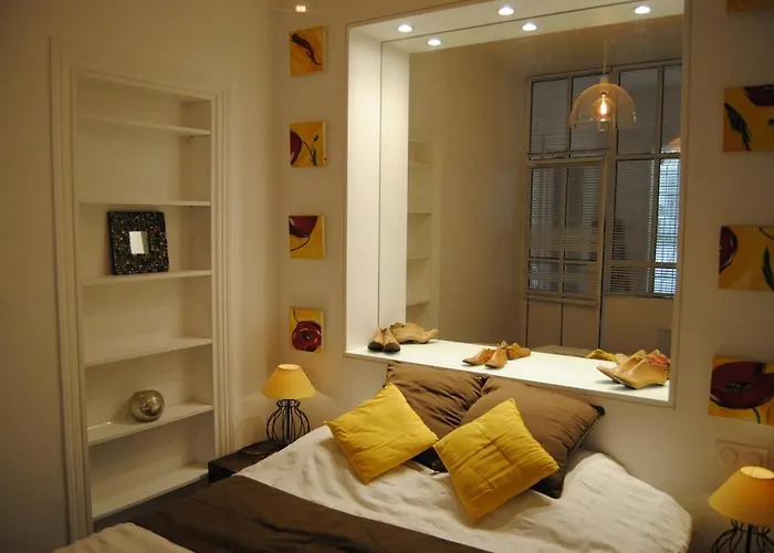 On Montmartre Street Paris